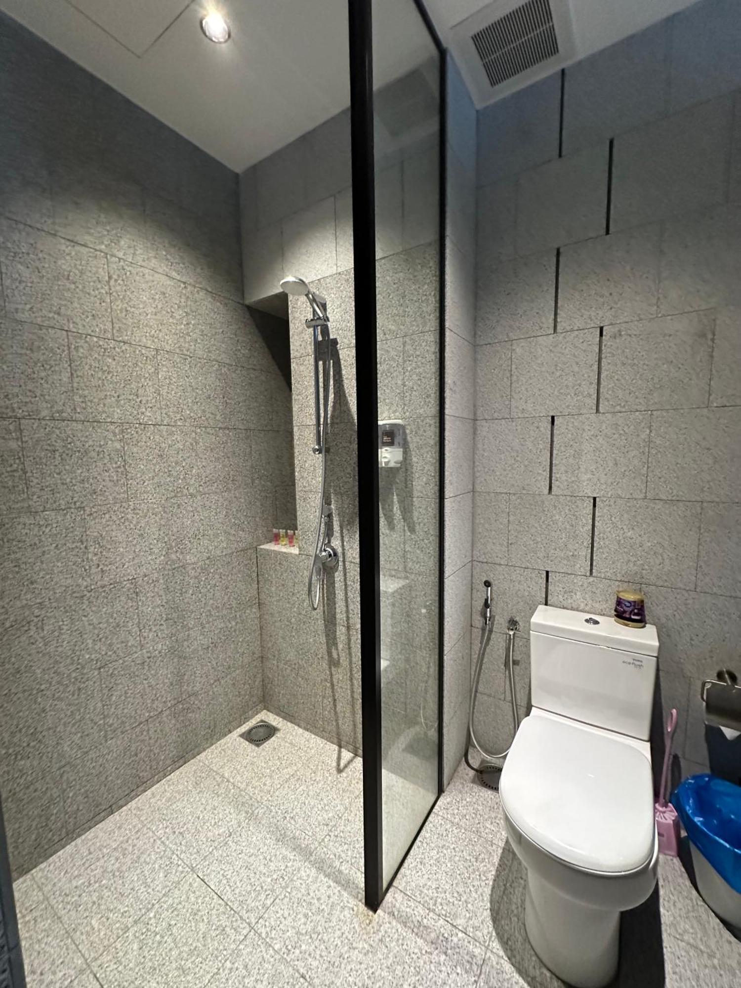 Scarletz Suites Klcc By Numa Kuala Lumpur Exterior photo